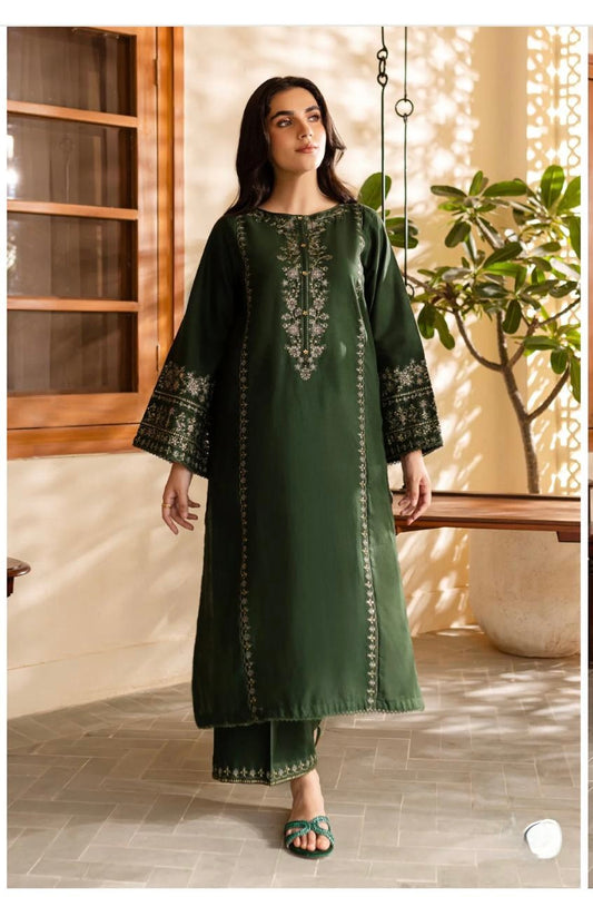 Embroidered Lawn 2 Pc