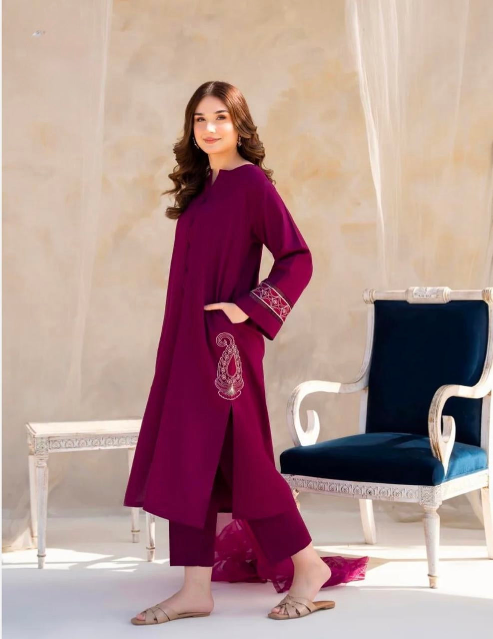 Best selling Embroidered Lawn 3Pc