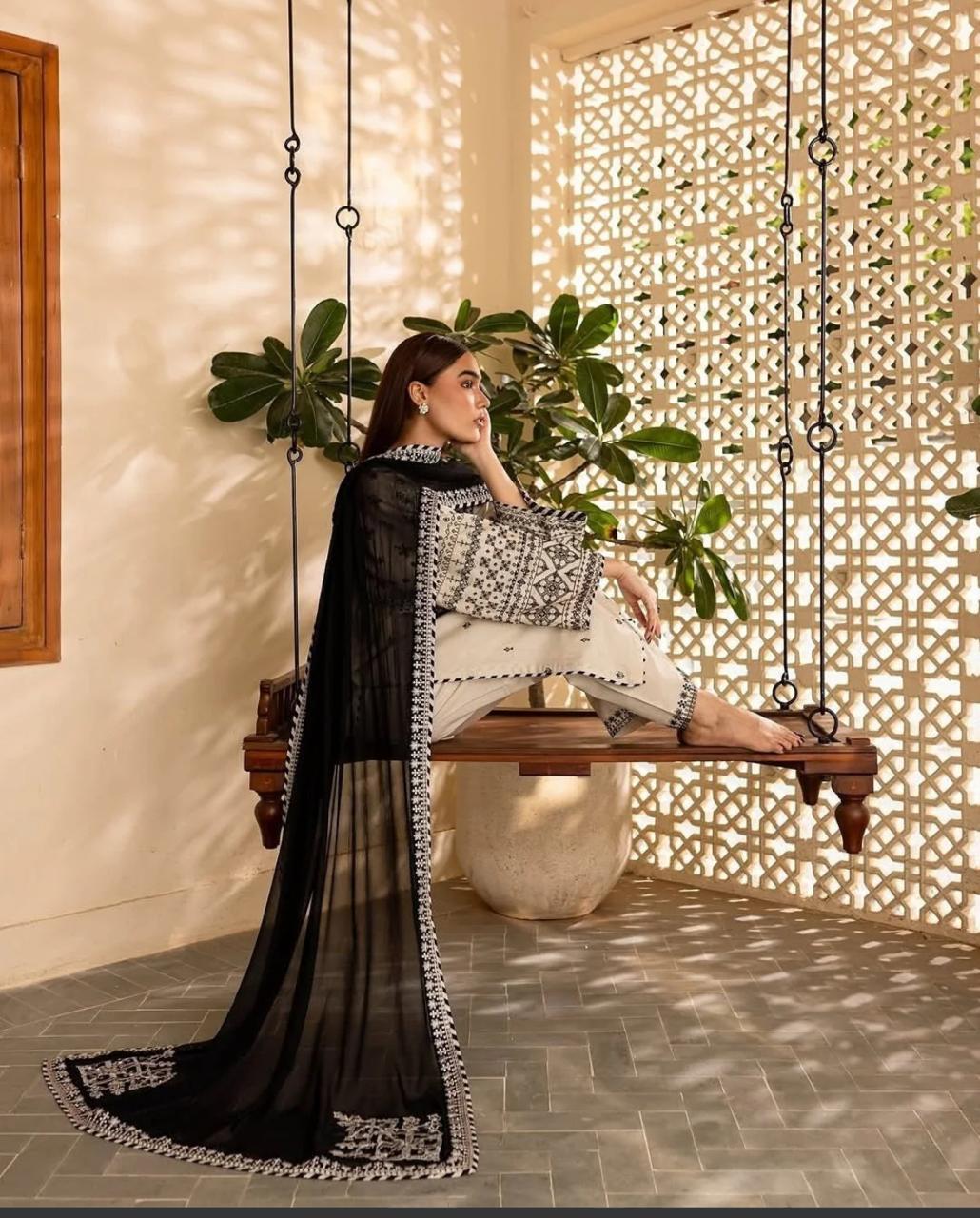 3Pc Embroidered Lawn